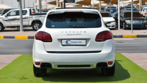 Porsche Cayenne GTS – Image 4