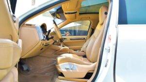 Porsche Cayenne S – Image 12