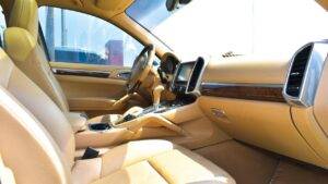Porsche Cayenne S – Image 13