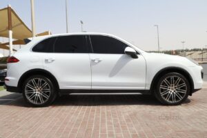 Porsche Cayenne S – Image 4